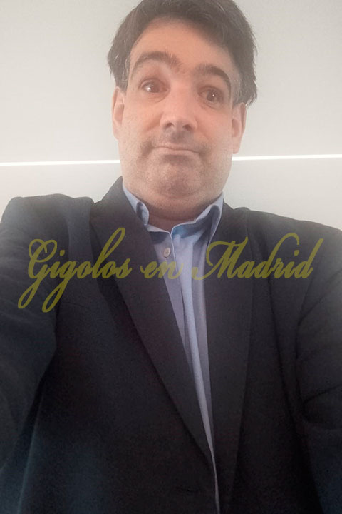 Hombre de compañía para mujeres. Alegre y entretenido. Rubén