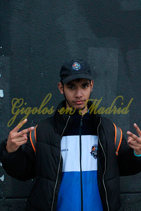 Joven gigoló en Madrid. Delgado y alto. Elmer